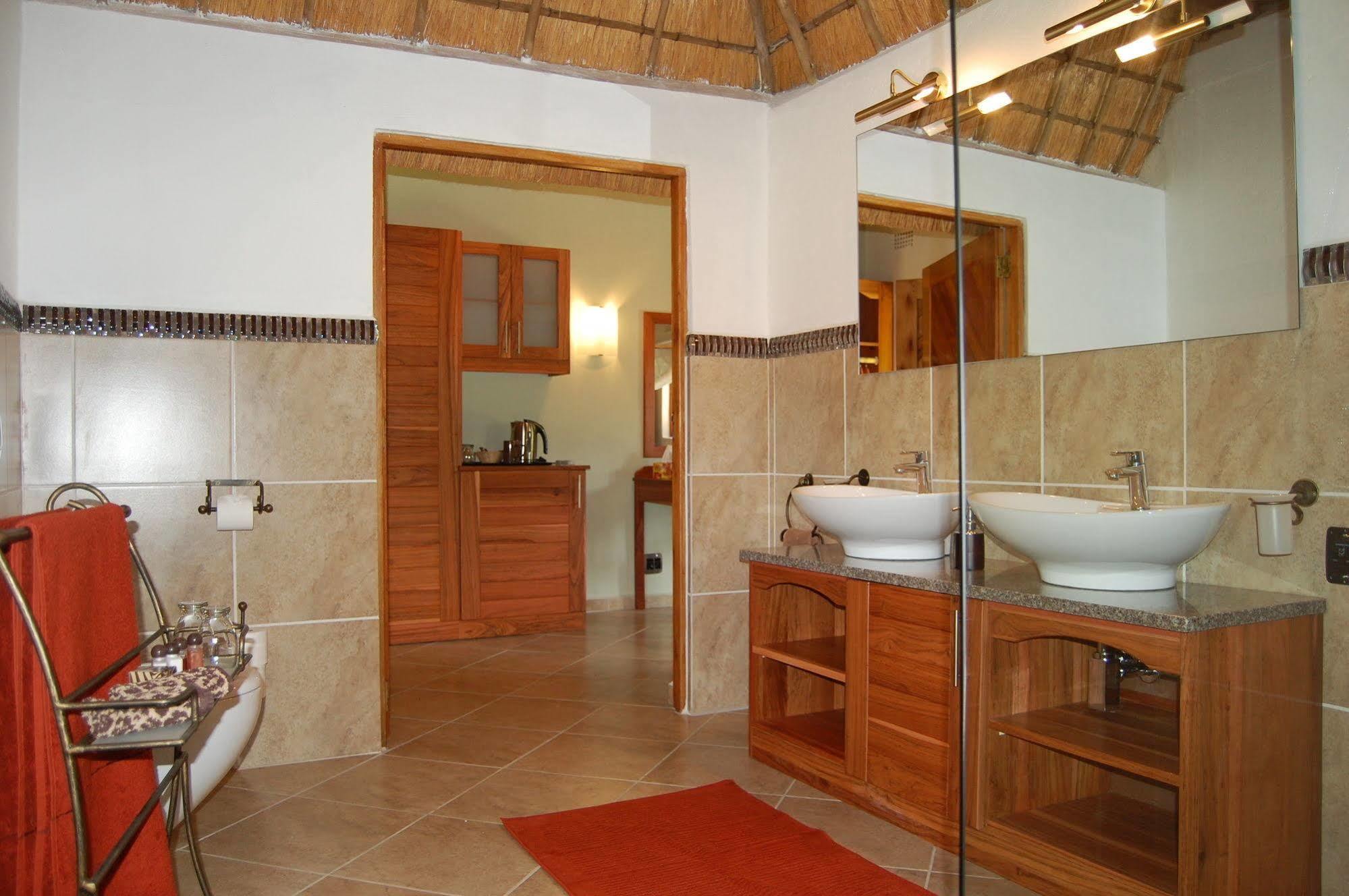 Kubu Safari Lodge Hoedspruit Exteriér fotografie